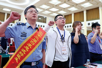 &ldquo;最美医生&rdquo;:用爱点亮生命中的那盏灯