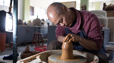 台湾陶艺家陈金旺：把老祖宗的技艺在两岸弘扬 