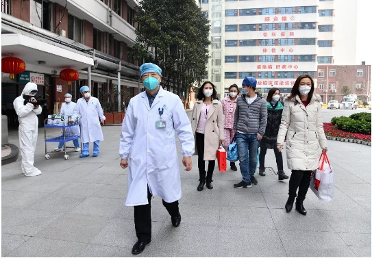 好消息！武汉协和医院14名被感染医护人员全部出院