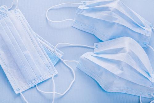 全球口罩需求井喷 各路资本涌入&ldquo;高温&rdquo;口罩机 