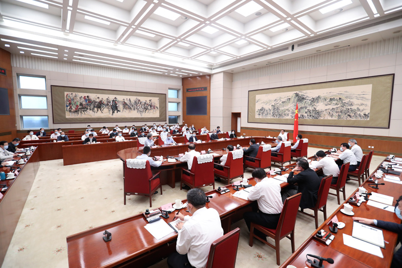 李克强主持召开经济形势专家和企业家座谈会  国家品牌网