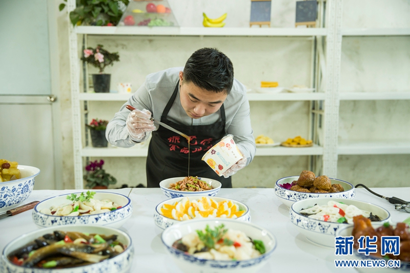 减少粮食浪费，这个90后“大厨”有妙招
