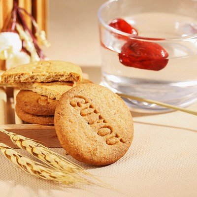 保健品零食化 主攻年轻消费群体