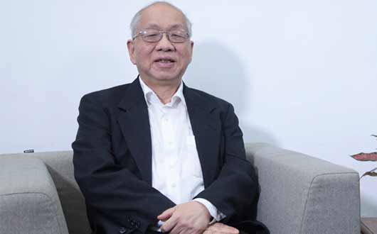 丘成桐：在本土培养一批一流学者 好的数学家一定要有伙伴