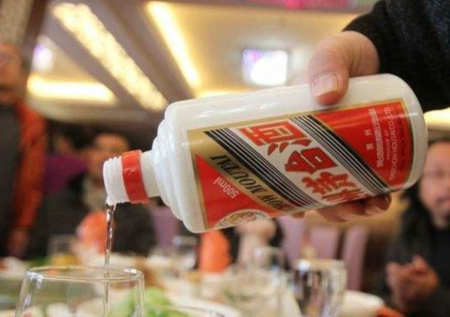 &ldquo;一瓶难求&rdquo;的茅台：谁在炒、谁在喝？