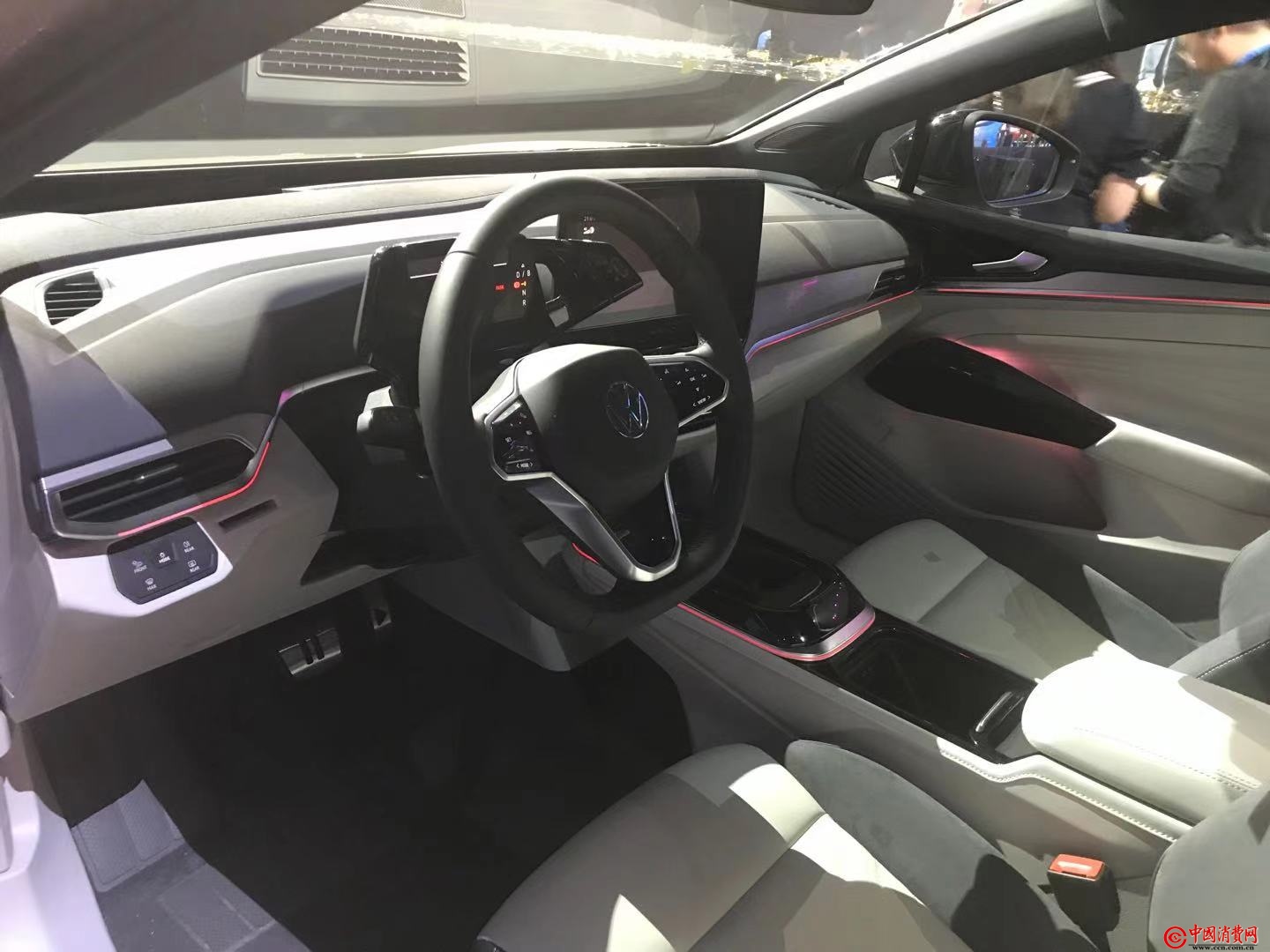 以消费者需求为导向 合资车企加快智能电动布局