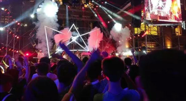 偶像选秀综艺乱象调查：灰色“集资”泛滥 资金该由谁管理？
