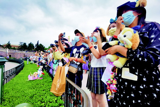 上海迪士尼5岁了 中外合作创新成就这片&ldquo;地球村&rdquo;