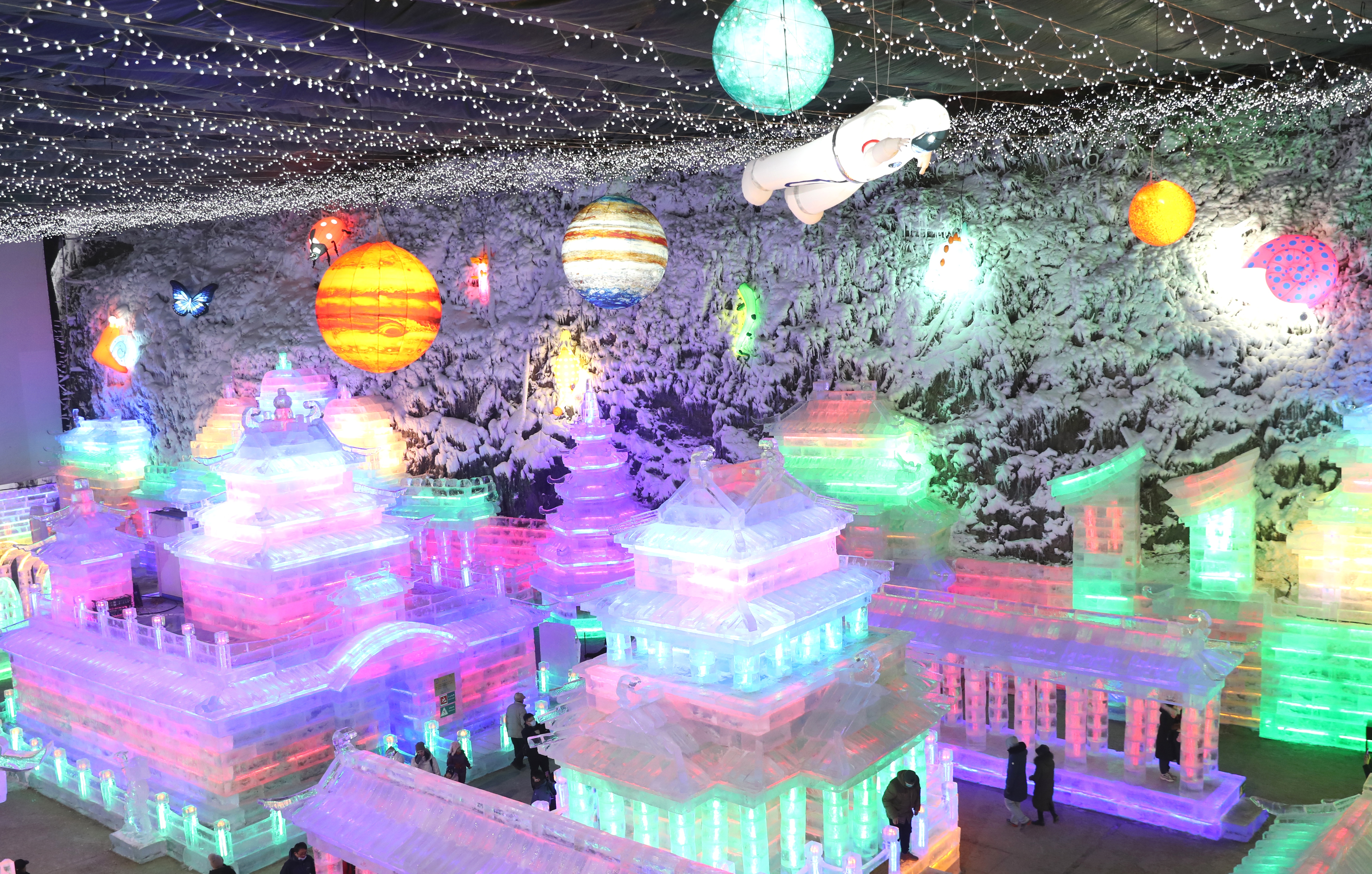 2022年北京龙庆峡冰灯冰雪季开幕 国家品牌网