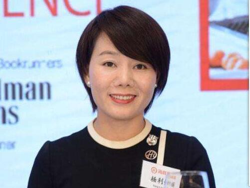 海底捞&ldquo;最牛服务员&rdquo;杨利娟接棒CEO