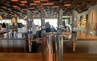 老字号拥抱新零售 在转型中实现营收和口碑双增长