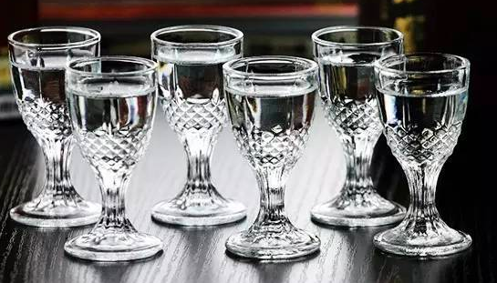 中秋旺季来临 白酒终端打响&ldquo;促销战&rdquo;