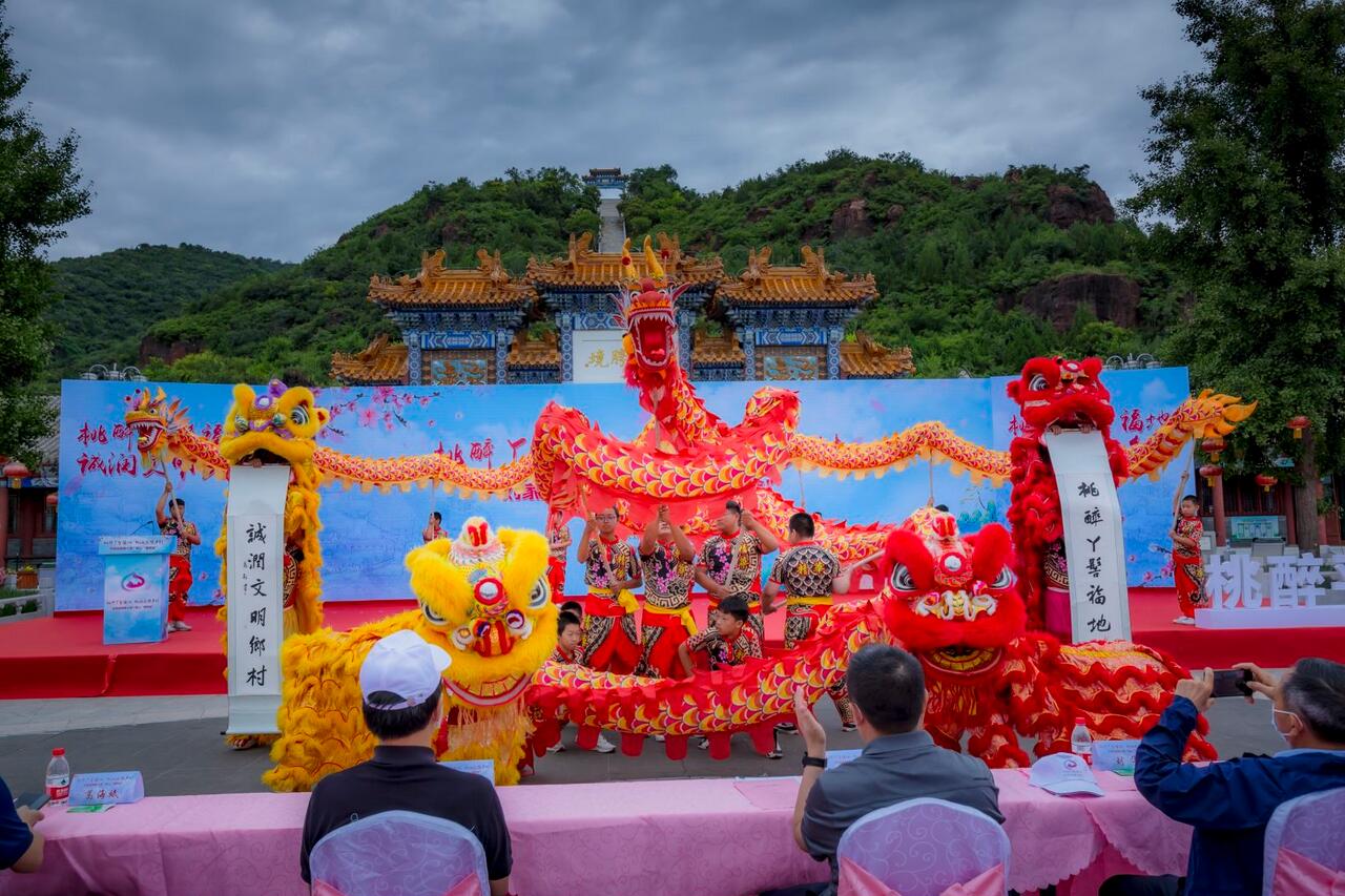 中国大桃刘家店 丫髻山下蟠桃会