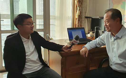 越南人民报采访李刚总编辑