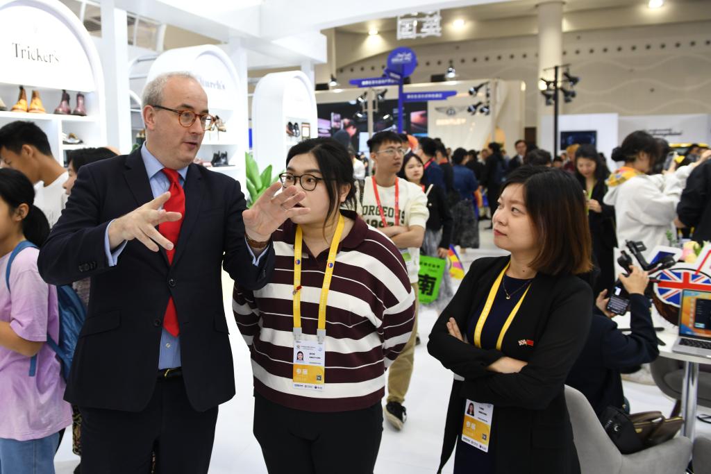 共享中国市场！第五届消博会创世界500强和龙头企业参展新高