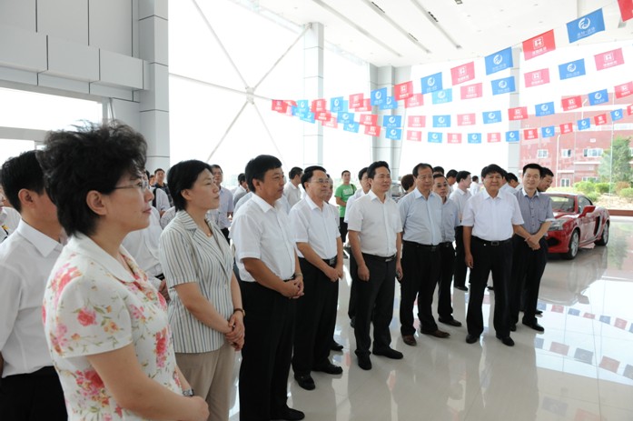 铁臂挥毫  渤海蘸墨 潍坊市正在打造东方夏威夷