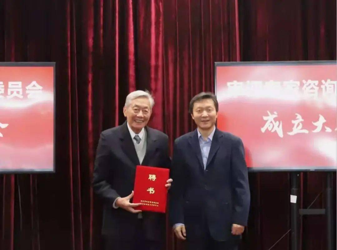 有真才实学的老专家，就像美国竞选总统一样，就位年龄没上限！
