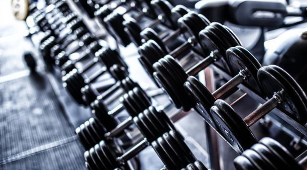 不用刷题，考完即可30天拿证 记者调查健身教练行业乱象 