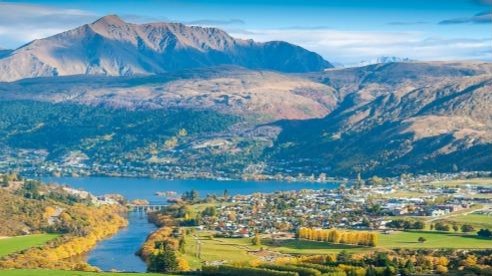 中国公民持有效澳大利亚签证今起可免签入境新西兰