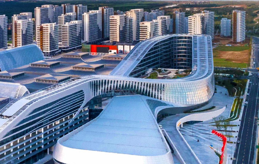 中铁置业集团公司安质环保部深入项目一线 精准指导景观样板段品质提升 