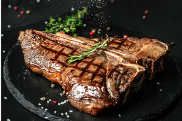 聚焦肉类加工行业痛点！瑞典IPCO不锈钢钢带以无孔、耐腐蚀特性，破解卫生合规与运营成本难题