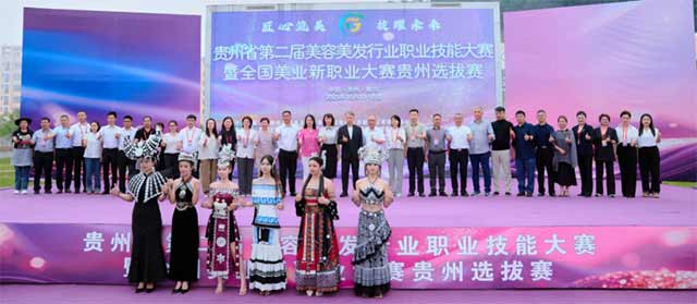 中高考考生新方向：美妆行业万亿市场下的正规职业教育选择