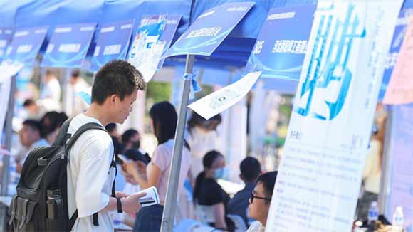 互联网企业集中释放超20万岗位
