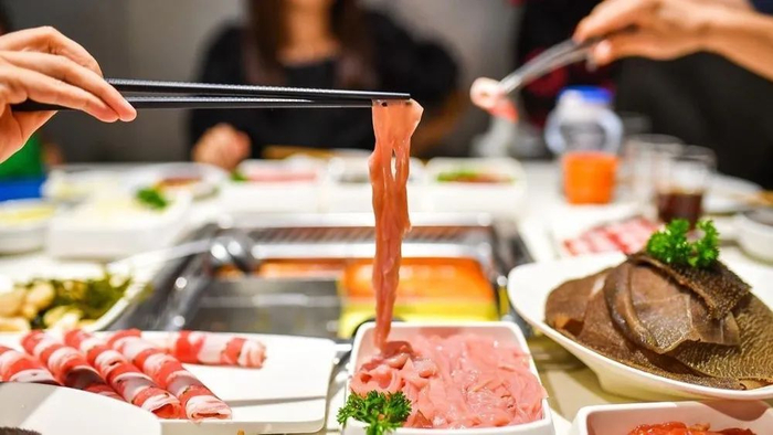 上半年餐饮业&ldquo;M&rdquo;型走势，藏着哪些消费新密码