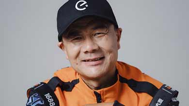 聚焦网约配送员 | 奔波路上拾烟火 步履不停著诗篇&mdash;&mdash;&ldquo;外卖诗人&rdquo;王计兵的人间书写