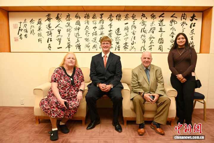 东西问丨&ldquo;赛考斯&rdquo;：27年前的这段美中故事为何记忆犹新
