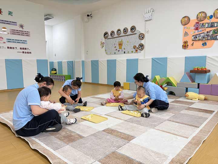 更周到、更友好：中国多地兴起婴幼儿托育&ldquo;新风&rdquo;