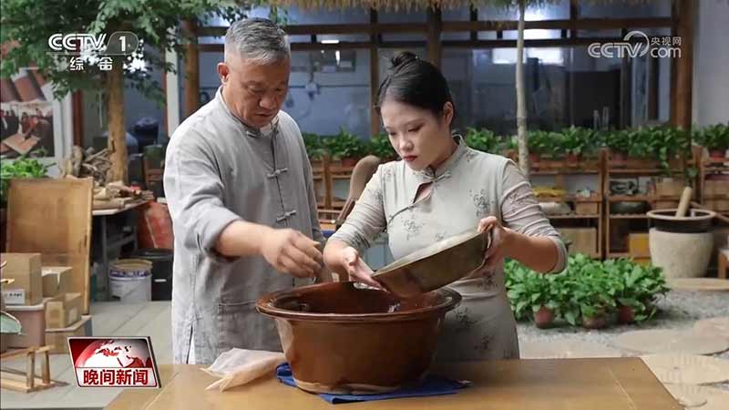 我眼中的中国｜古香里的守正与创新 老匠人让老手艺焕发青春