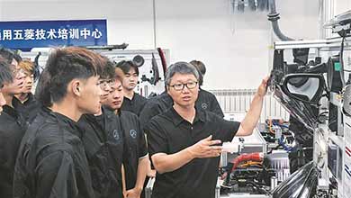 教材&ldquo;活起来&rdquo; 课堂&ldquo;动起来&rdquo;